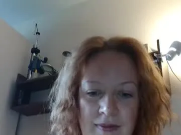 nataliecroft – webcam model profile photo Image 3