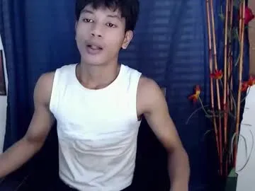 paroncho – webcam model profile photo Image 2