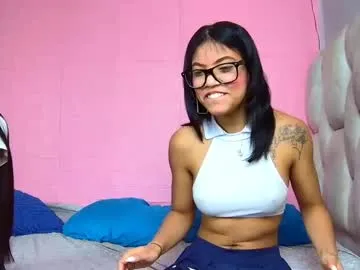 2cgirls69 Image 15