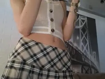 petites_perles – webcam model profile photo Image 2