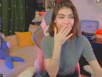 MistyAmore – webcam model profile photo Image 19