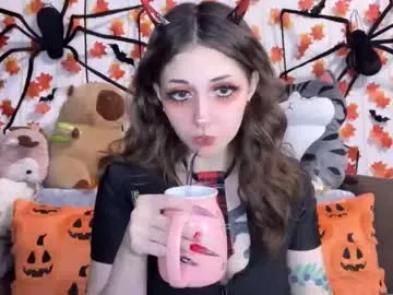 Janhvi- – webcam model profile photo Image 19