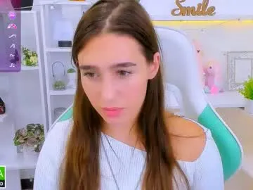 roouse – webcam model profile photo Image 13