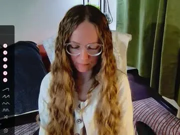 CHERYILx – webcam model profile photo Image 11