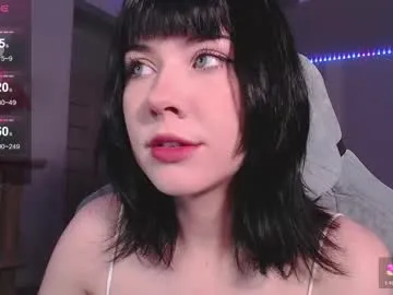 6-naa-96-taa-9 – webcam model profile photo Image 4