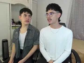 _Tomy08calderon – webcam model profile photo Image 11