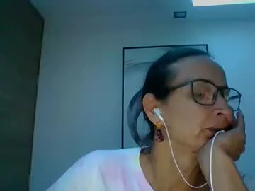 ClaireBree – webcam model profile photo Image 16