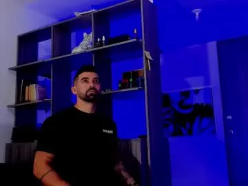 bisexualmilf – webcam model profile photo Image 14