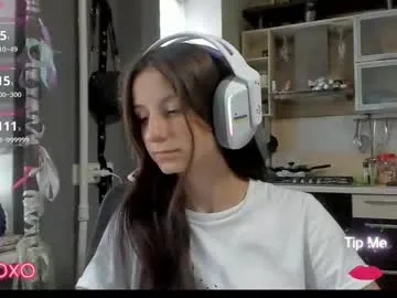 mila_killa – webcam model profile photo Image 3