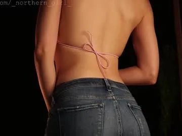 MaximoBenetti – webcam model profile photo Image 17