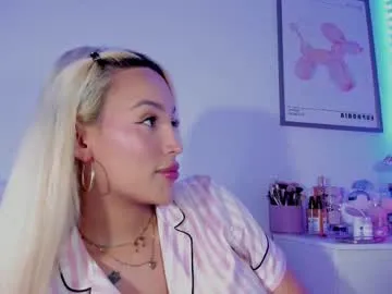 AuroraBoreal69 – webcam model profile photo Image 10