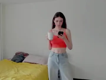 GmGit – webcam model profile photo Image 4
