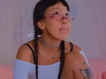 bisexualmilf – webcam model profile photo Image 15