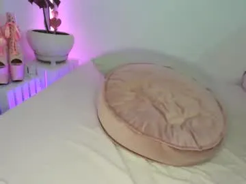 aaliyahlayla – webcam model profile photo