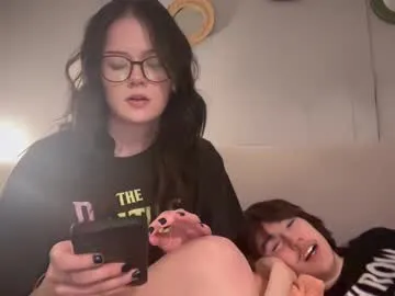 skinny_candy18 – webcam model profile photo Image 2