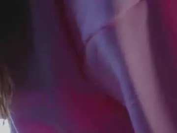 loving_ladies – webcam model profile photo Image 3