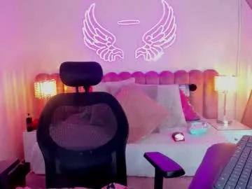 love_coin – webcam model profile photo Image 6