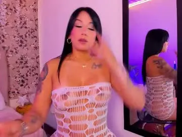 roouse – webcam model profile photo Image 6