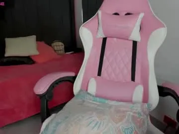 bisexualmilf – webcam model profile photo Image 10