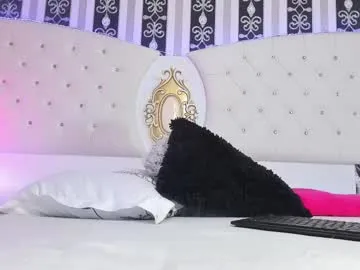 bloody_babe – webcam model profile photo Image 3