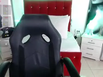 fit_vic – webcam model profile photo Image 16