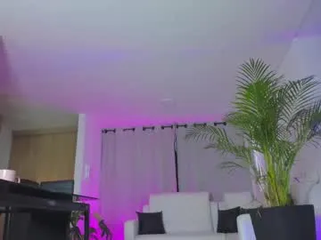 sellapink – webcam model profile photo Image 11