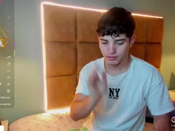 seloloko20 – webcam model profile photo Image 16