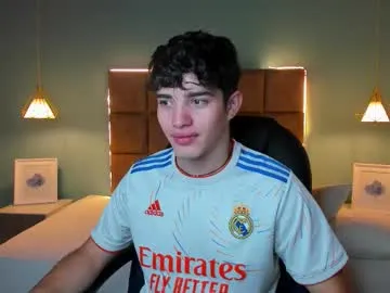 seloloko20 – webcam model profile photo Image 6