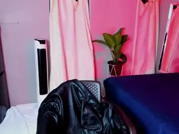 dears_pearlss – webcam model profile photo Image 6