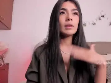 TwinksNextDoor – webcam model profile photo Image 14