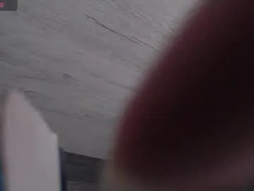 bisexualmilf – webcam model profile photo Image 9