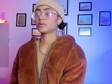 Ann_Sulu – webcam model profile photo Image 11