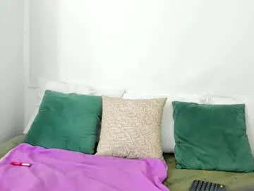 WitchAnnie – webcam model profile photo Image 3