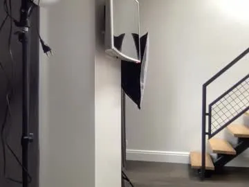 amyvibes – webcam model profile photo