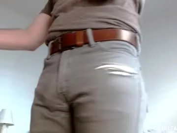 an_expose Image 4
