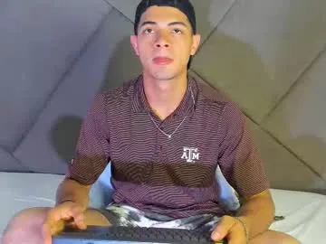 sellapink – webcam model profile photo Image 3