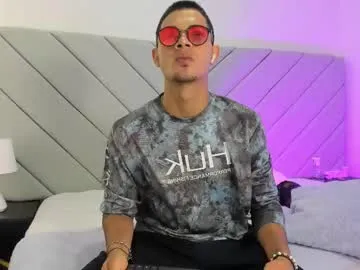 sellapink – webcam model profile photo Image 6