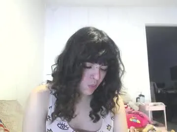 IORio2 – webcam model profile photo Image 10