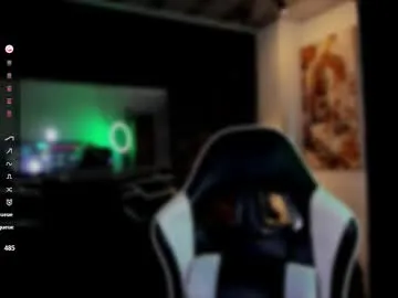 ChocoTime – webcam model profile photo Image 9