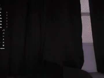 hustleebabyy_vikki – webcam model profile photo Image 17