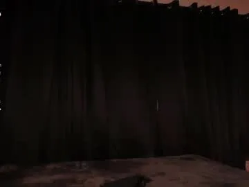 hustleebabyy_vikki – webcam model profile photo Image 6