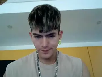 ZekeFrost – webcam model profile photo Image 10