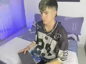 ZekeFrost – webcam model profile photo Image 16