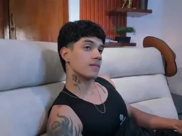 _mommy_casual_ – webcam model profile photo Image 13