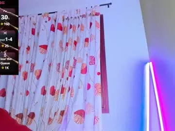 bisexualmilf – webcam model profile photo Image 8