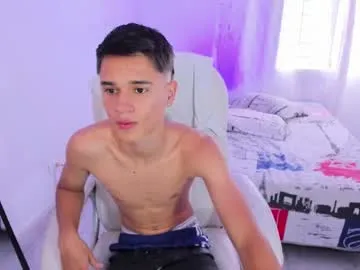 dominic_hanks – webcam model profile photo Image 15