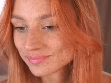 sellapink – webcam model profile photo Image 3