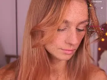 sellapink – webcam model profile photo Image 4