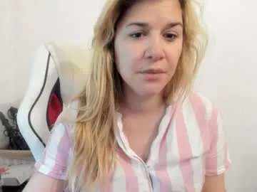 angelabalay – webcam model profile photo Image 19