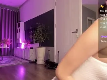 MaximoBenetti – webcam model profile photo Image 13